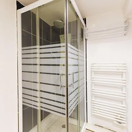 Apartment Veeve - Montorgeuil Cosy